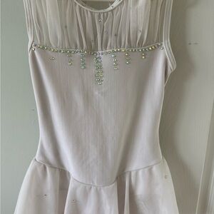 Elegant White Kids Figure Skating Dress with Sparkling Accents